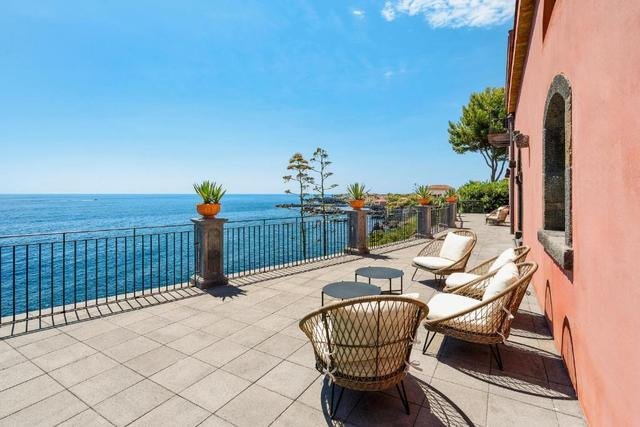 La terrazza sul mare